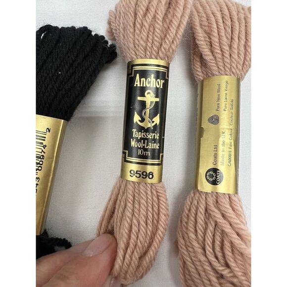Anchor Tapestry 100% Wool (Tapisserie) 10m Skeins  Lot of 27 Various Colors - Picture 3 of 9
